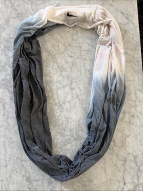 NWOT Nike dri-fit Ombre infinity scarf OS